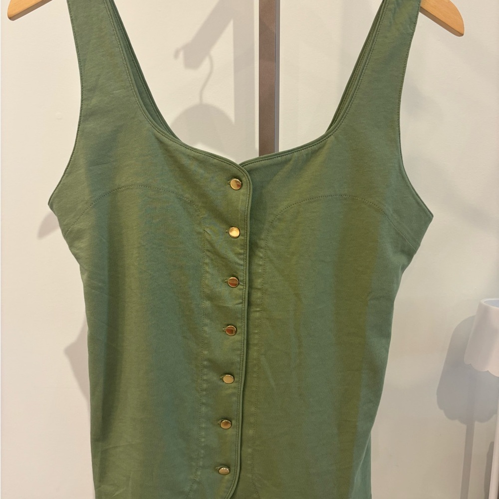 Fitted Green Buttoned Tank Top